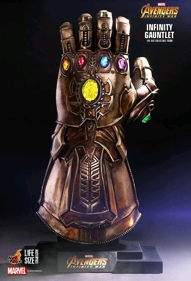 Hot Toys Avengers 3: Infinity War - Infinity Gauntlet Prop Replica 1 Hot Toys Avengers 3: Infinity War - Infinity Gauntlet Prop Replica