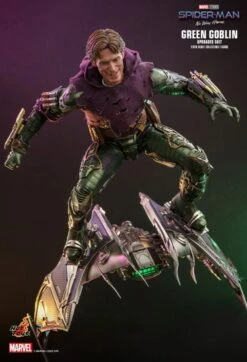Hot Toys Spider-Man: No Way Home - Green Goblin (Upgraded Suit) 1:6 Scale Figure -Board Games Store HOTMMS674 Marvel Green Goblin Upgraded Suit 06 e3178432 16f6 4c8e af84 2f546b01fcb9