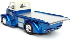 Jada Toys Just Trucks - 1952 Chevy COE Flatbed 1:24 Scale -Board Games Store JAD32708 1952 Chevy Flatbed 124B