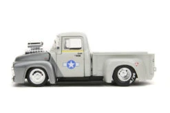 Jada Toys Street Fighter - Ford F-100 (1956) 1:24 With Guile Figure Hollywood Rides Diecast Vehicle -Board Games Store JAD34373 StreetFighter F100 wGuile 04 4d2402a8 fdad 4de7 93d6 989febb828d5