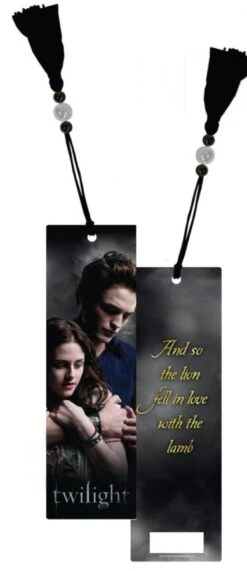 NECA Twilight - Bookmark Ed & Bella Embrace Poster -Board Games Store NEC20359 Twilight BookmarkB
