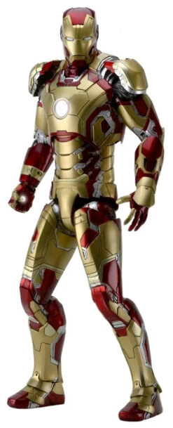 NECA Iron Man 3 - Iron Man Mark XLII 1:4 Scale Action Figure