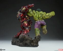 Marvel Comics - Hulk Vs Hulkbuster Maquette -Board Games Store SID200571 Marvel Hulk vs Hulkbuster MaquetteD 7c5c61ba eed7 4a70 9ef9 9ea60660b837