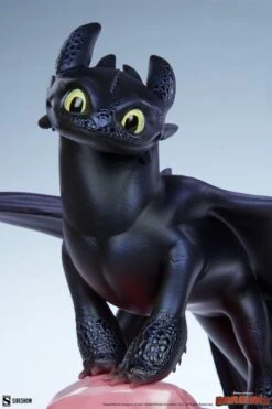 How To Train Your Dragon 3: The Hidden World - Toothless Statue -Board Games Store SID200615 HtTYD3 Toothless StatueF