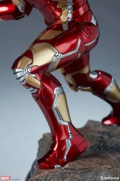 Avengers 2: Age Of Ultron - Iron Man Mark XLIII Maquette -Board Games Store SID3003532 Avengers 2 Mark XLIII MaquetteJ