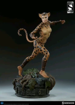 DC Comics - Cheetah Premium Format Statue Exclusive