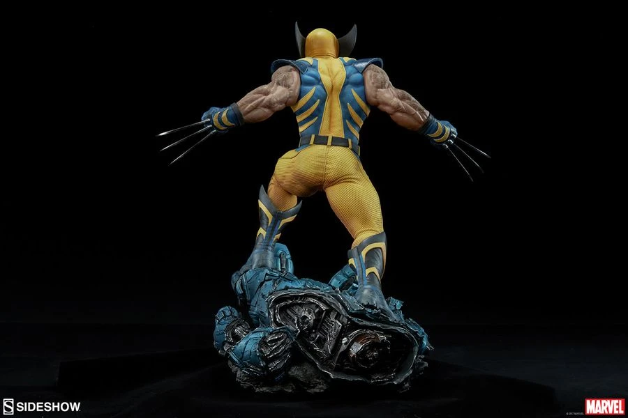 Marvel Comics - Wolverine Premium Format 1:4 Scale Statue 4 Marvel Comics - Wolverine Premium Format 1:4 Scale Statue - Image 4