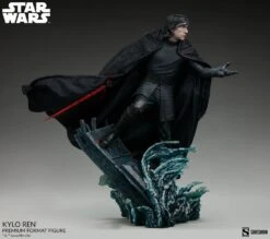 Star Wars - Kylo Ren Premium Format Statue -Board Games Store SID300793 Star Wars Kylo Ren PF StatueB