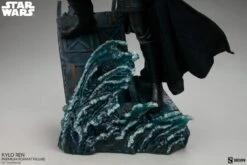Star Wars - Kylo Ren Premium Format Statue -Board Games Store SID300793 Star Wars Kylo Ren PF StatueG