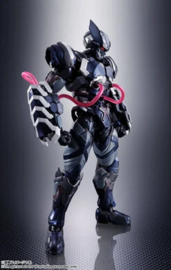 S.H.FIGUARTS Tech-On Avengers Venom Symbiote Wolverine
